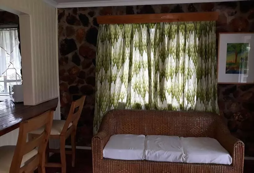 هتل Kentrout 1972