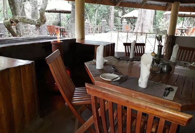 هتل Kentrout 1972