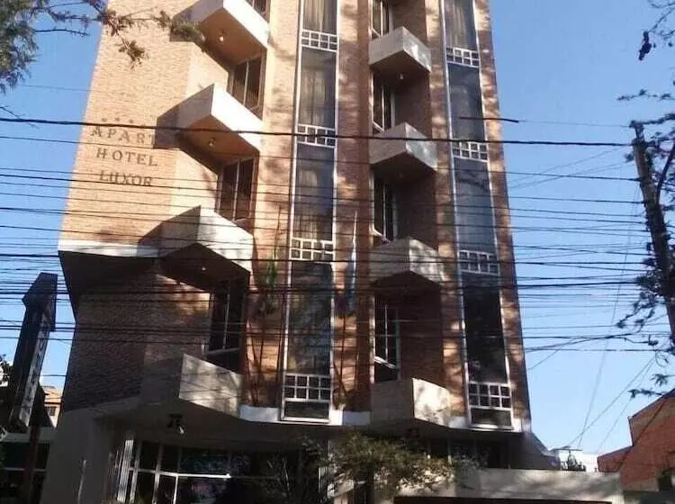 هتل Luxor