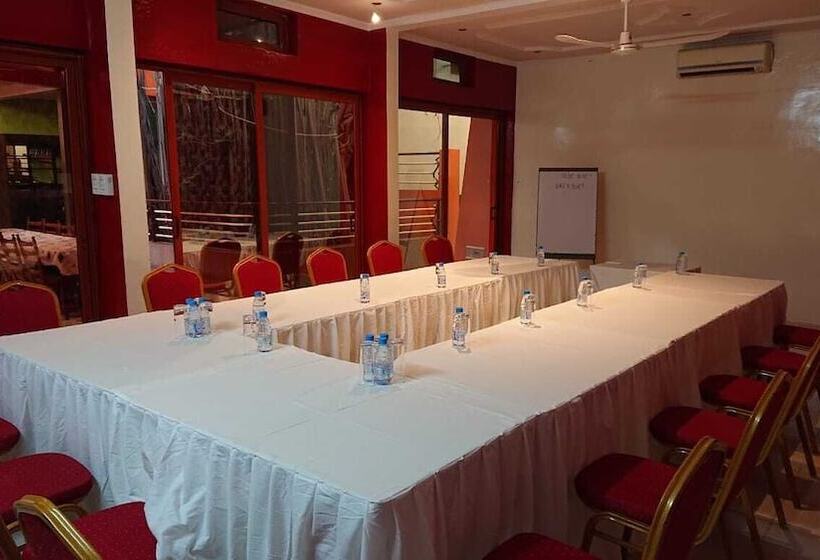 هتل Restaurant Rex