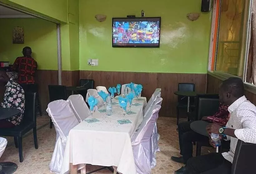 هتل Restaurant Rex