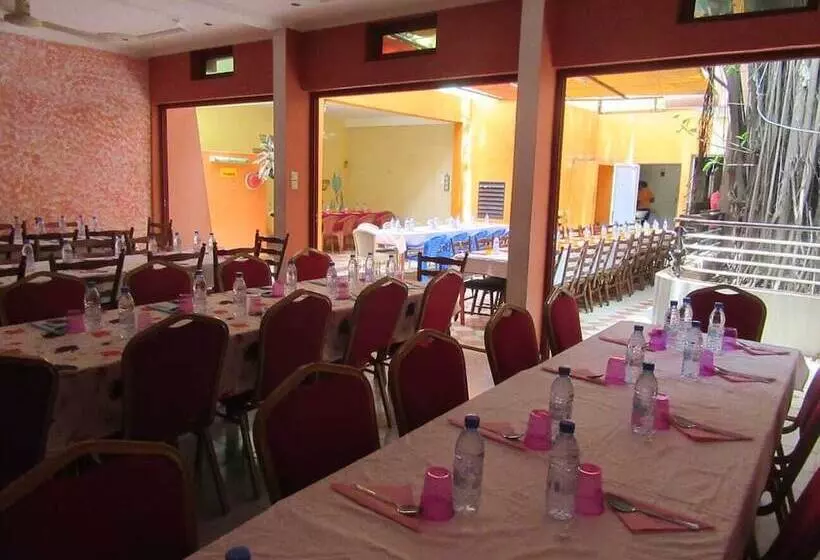 هتل Restaurant Rex