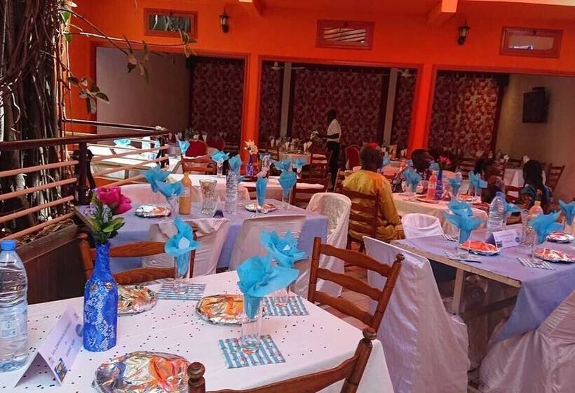 هتل Restaurant Rex