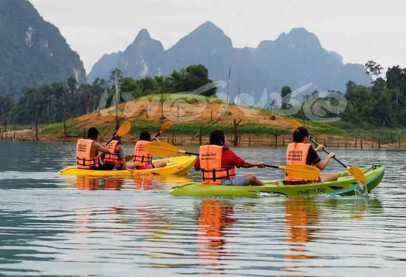 Hotelli Saichol Floating Resort