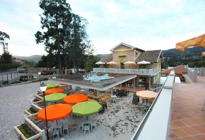 Hotelli Villa Ana María Cuenca