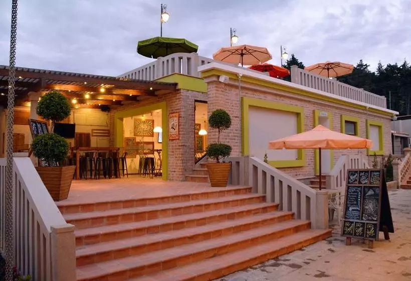 Hotelli Villa Ana María Cuenca