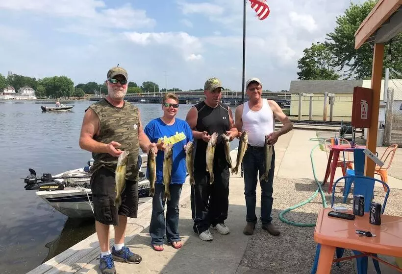 モーテル The Landing On The Wolf