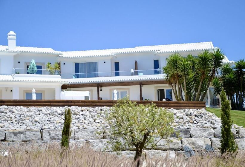 פנסיון Emcasa Boutique Guesthouse