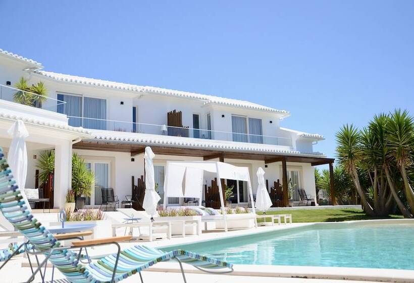 פנסיון Emcasa Boutique Guesthouse