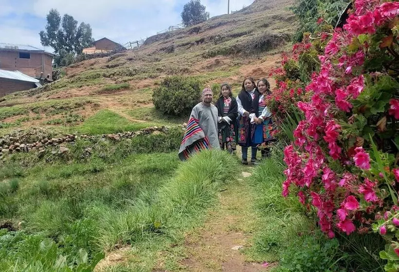 پانسیون Jamuy Amantani Lodge De All Trip