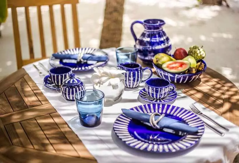 پانسیون Villa Rosa Maldives