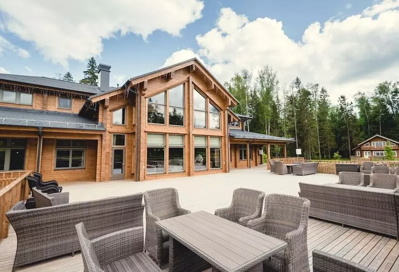 リゾートホテル Eco Hotel Izumrudniy Les