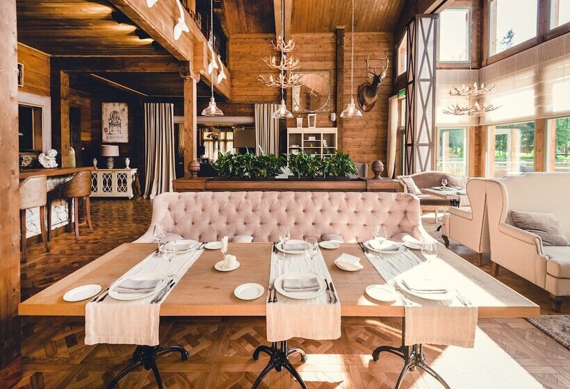 Курорт Eco Hotel Izumrudniy Les