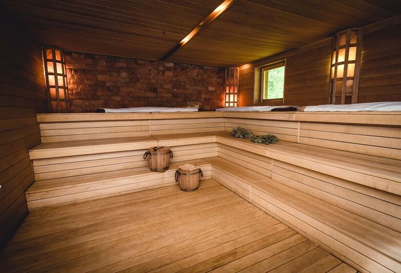 Курорт Eco Hotel Izumrudniy Les