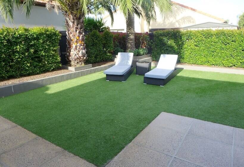 Tuscan Retreat Bed & Breakfast  Adults Only