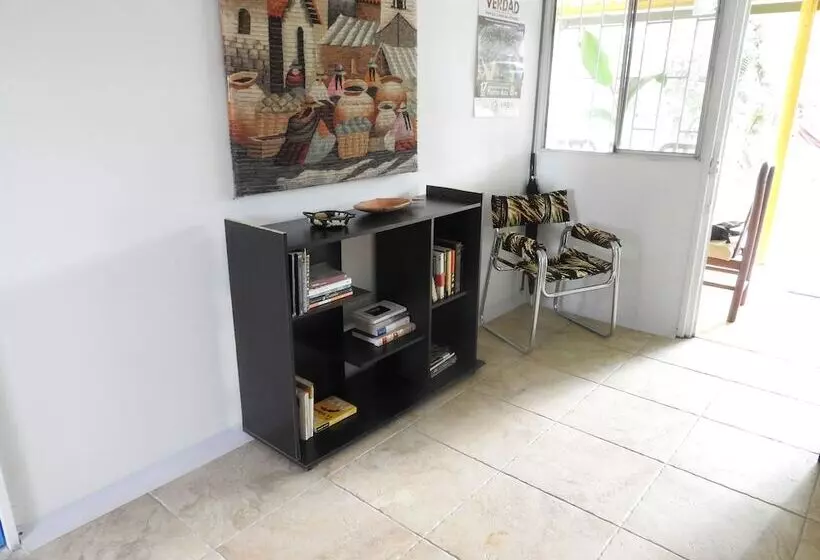 Retkeilymaja Ayawaska Hostal