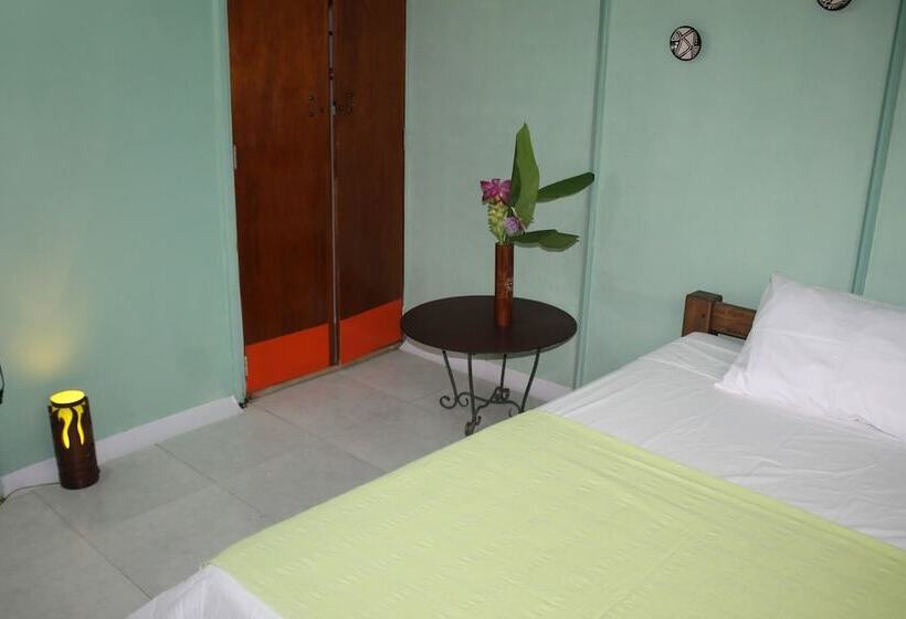 Hostel Ayawaska Hostal