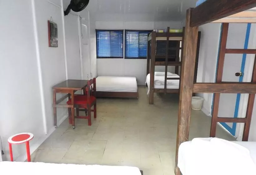 Retkeilymaja Ayawaska Hostal