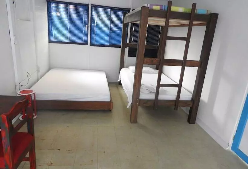 Retkeilymaja Ayawaska Hostal