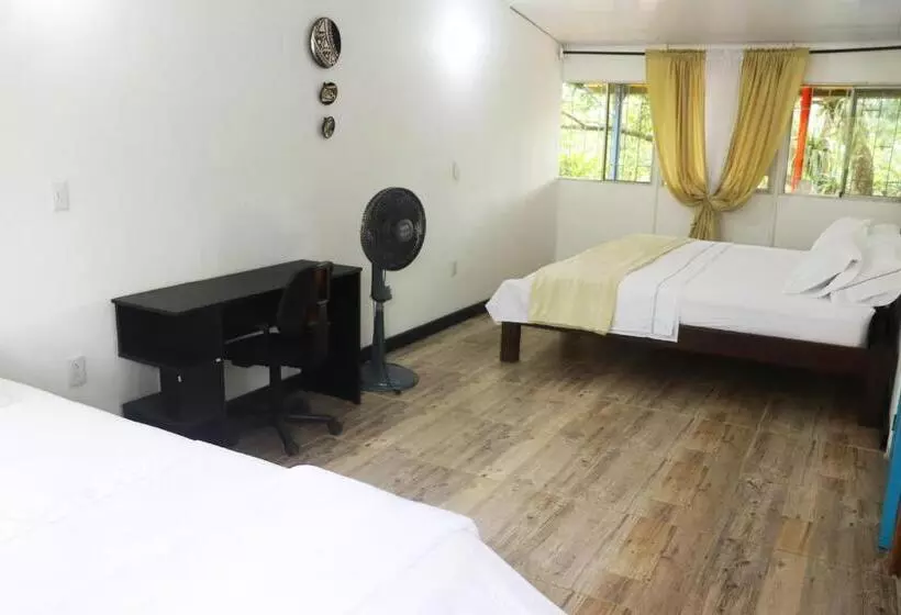 Retkeilymaja Ayawaska Hostal