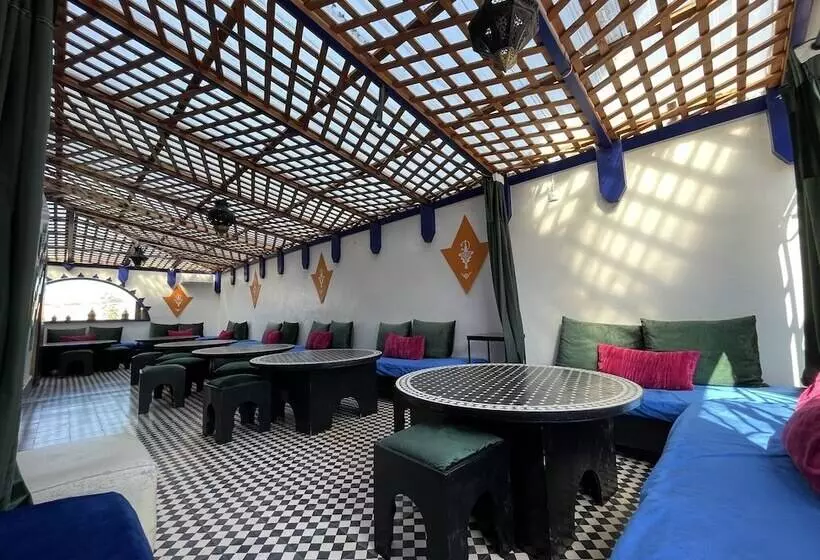 Retkeilymaja Riad Dar Naima Imsouane