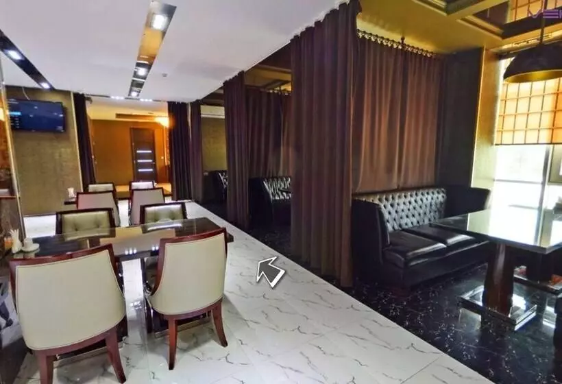 Artem Plaza   Hostel