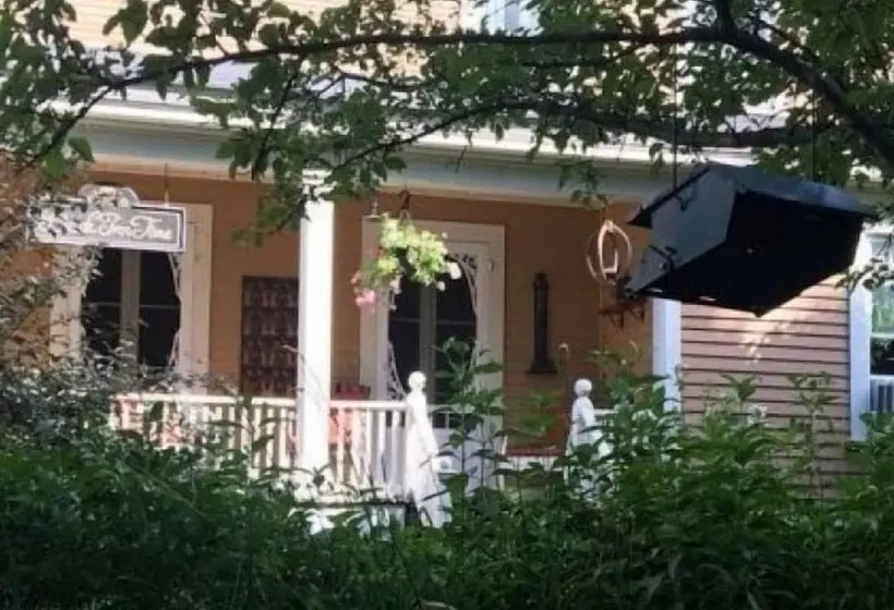 Back Inn Time Bed & Breakfast