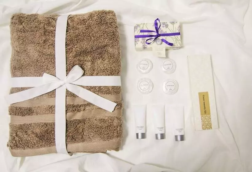 Aamiaismajoitus (B&B) V And G Suites Limay