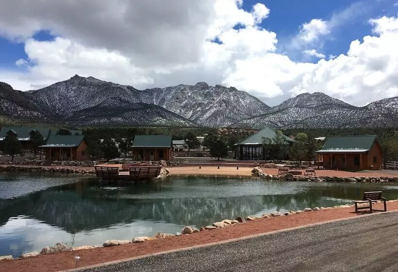 Holmstead Ranch Resort