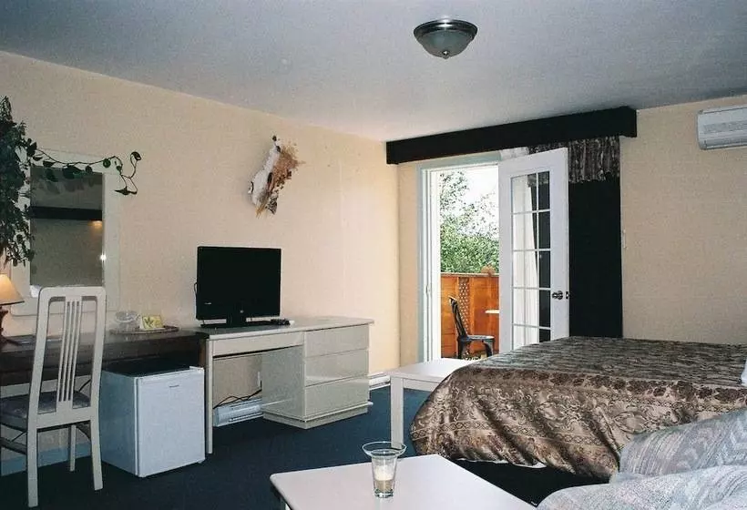 Hostelli Auberge Le Relais Des Hautes Gorges