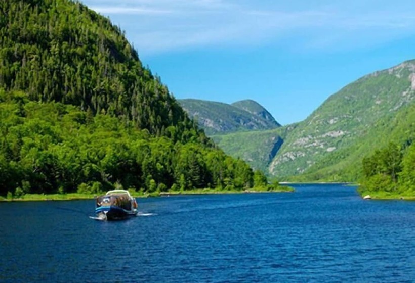 فندق فئة نجمة واحدة Auberge Le Relais Des Hautes Gorges