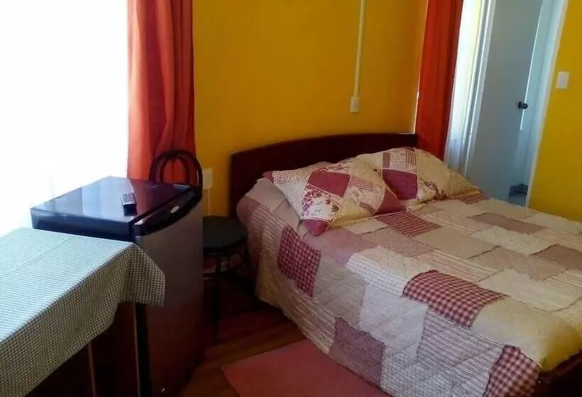 Hostal O Higgins