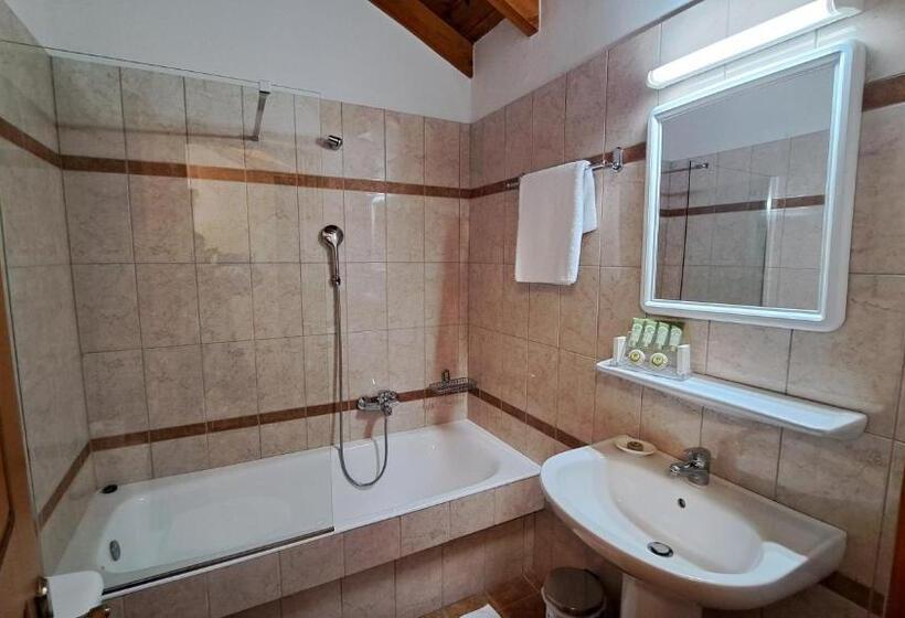 Hotel Archontiko Tzoumerkon