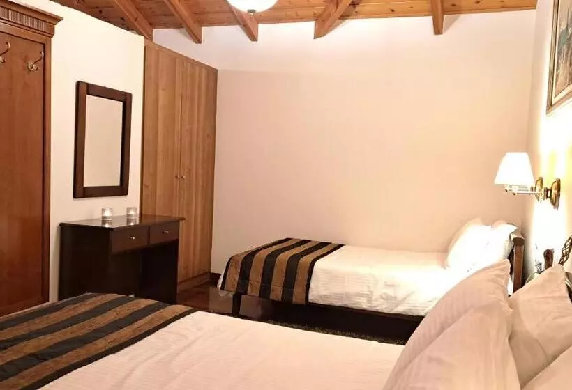 ホテル Archontiko Tzoumerkon