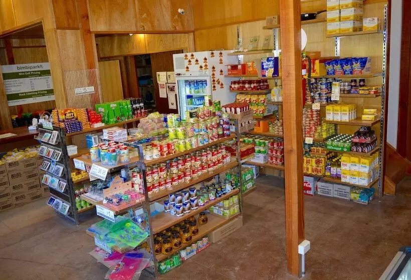 ホテル Bimbi Park   Camping Under Koalas