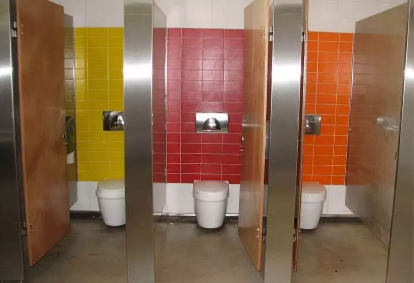 ホテル Bimbi Park   Camping Under Koalas