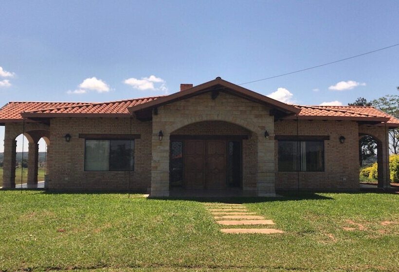 هتل Carlos Franco Country Golf Club