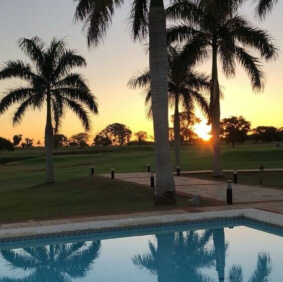 هتل Carlos Franco Country Golf Club