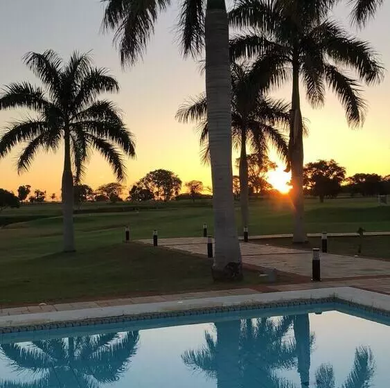 هتل Carlos Franco Country Golf Club