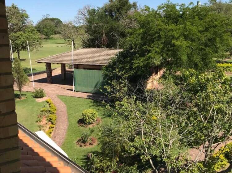 هتل Carlos Franco Country Golf Club