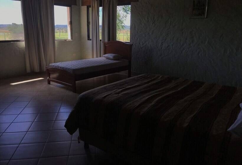 هتل Carlos Franco Country Golf Club