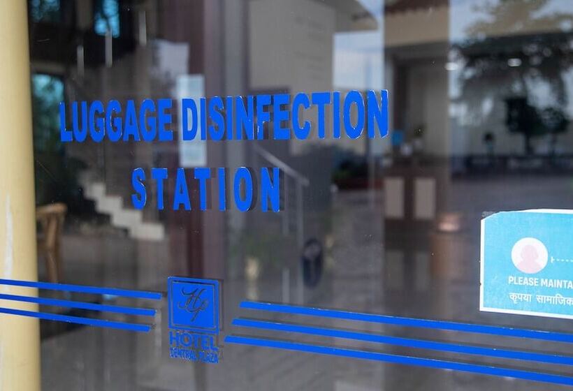 هتل Central Plaza