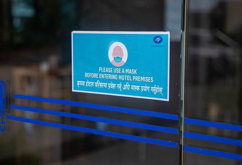 هتل Central Plaza