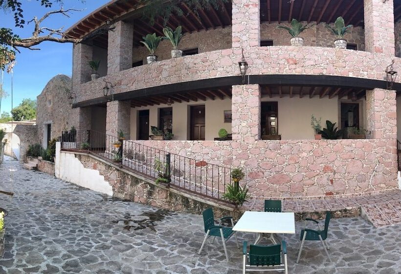 هتل Hacienda Ecoturistica La Salitrera