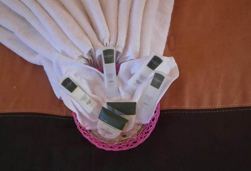 هتل Hacienda Ecoturistica La Salitrera