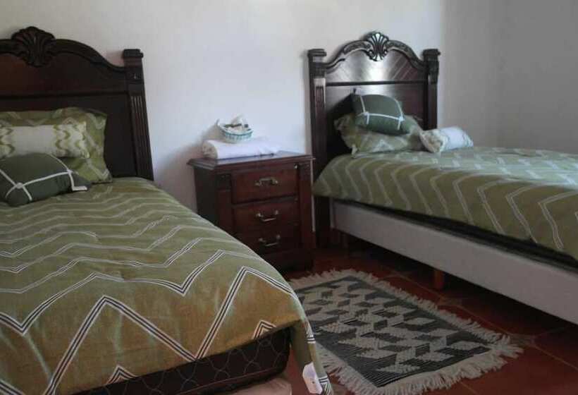 هتل Hacienda Ecoturistica La Salitrera