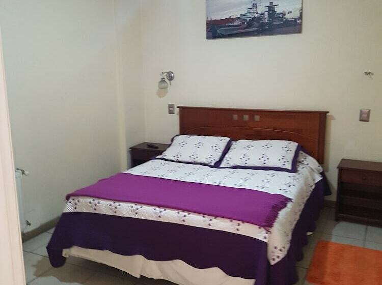 Hotel Hostal Colo Colo