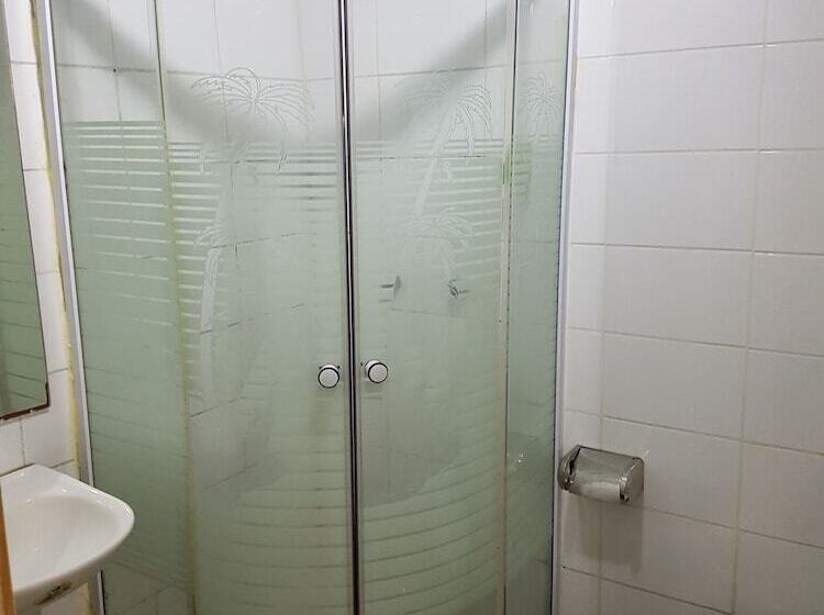 Hotel Hostal Colo Colo