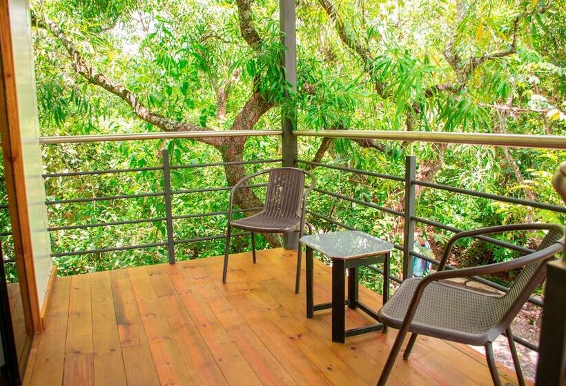 هتل Los Lagos Resort