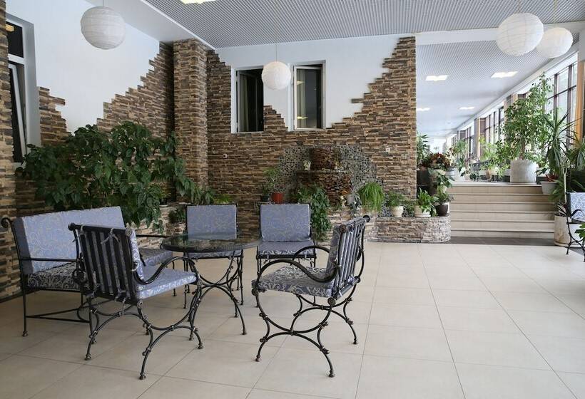 فندق Orchestra Oka Spa Resort